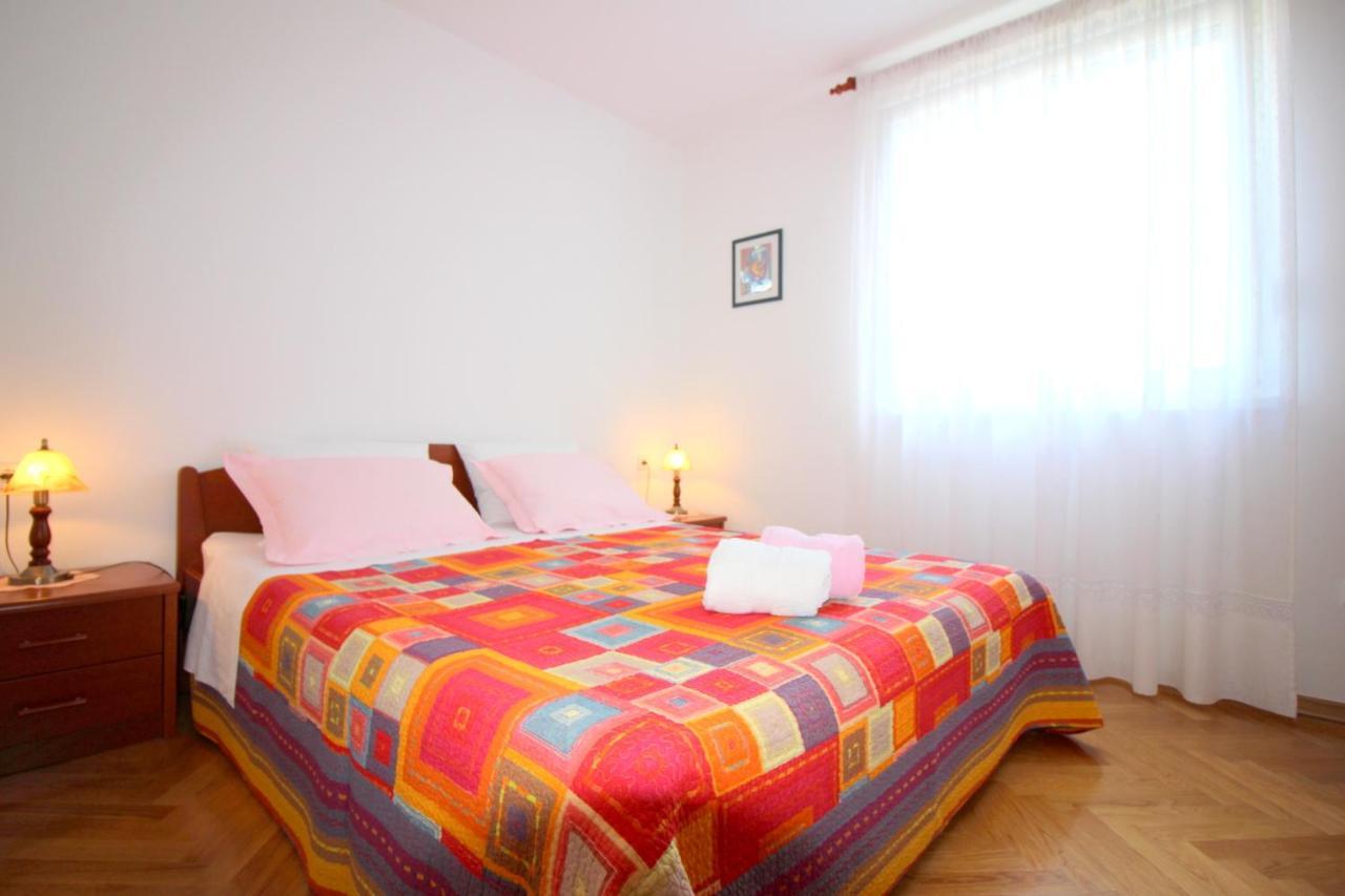 Apartment Vojka In City Center Poreč Kültér fotó