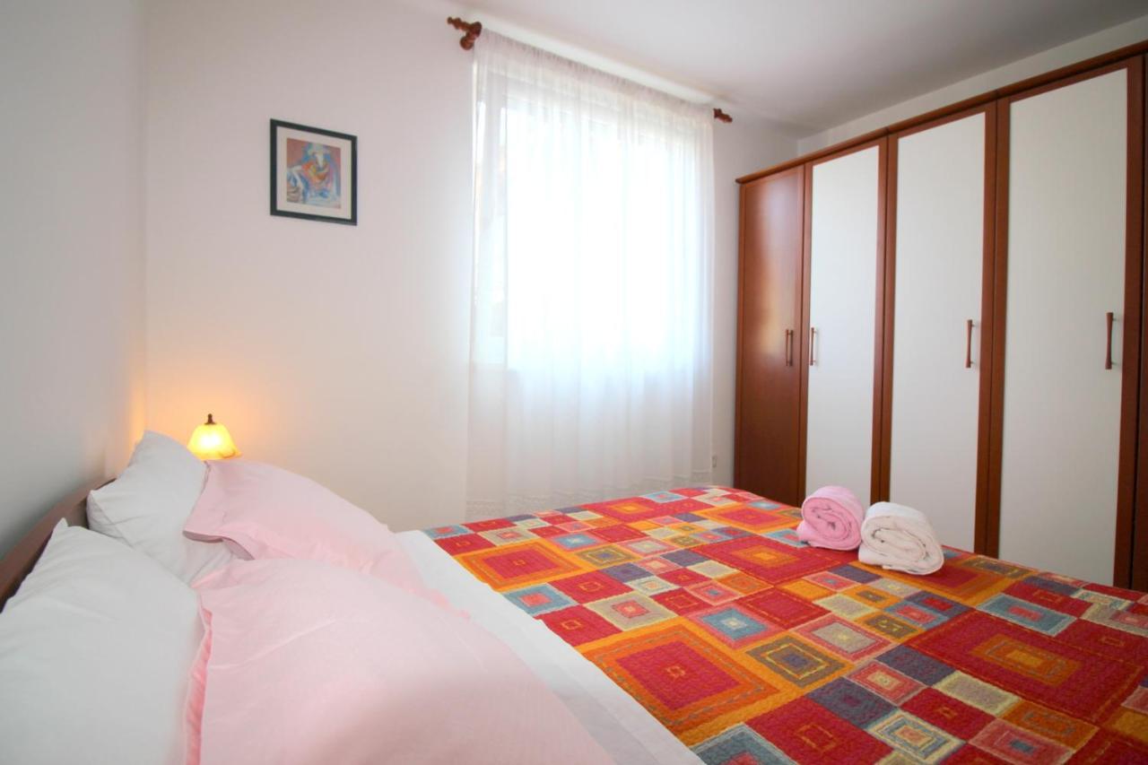 Apartment Vojka In City Center Poreč Kültér fotó