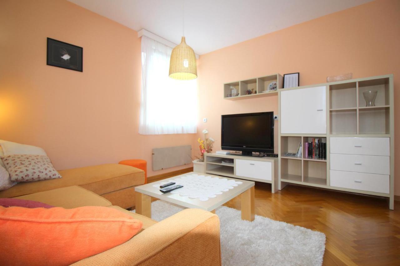 Apartment Vojka In City Center Poreč Kültér fotó