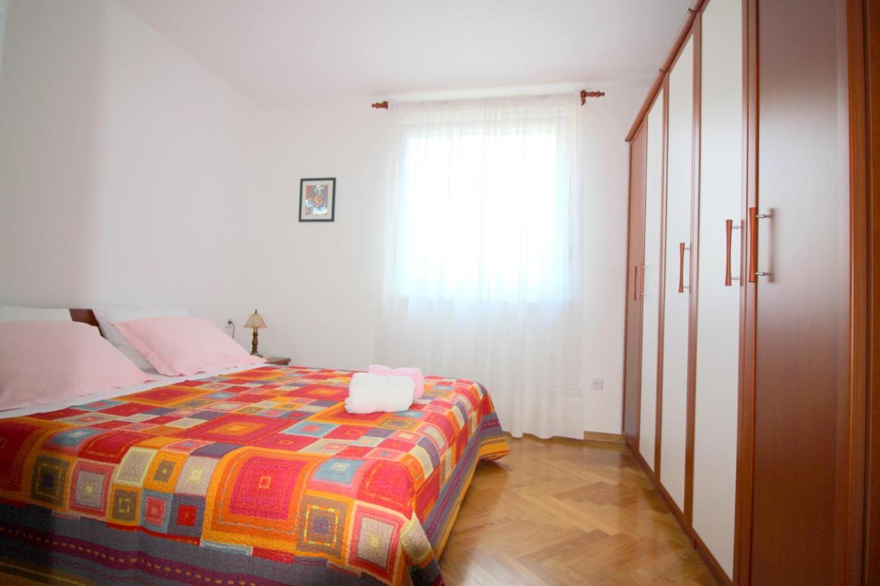 Apartment Vojka In City Center Poreč Kültér fotó